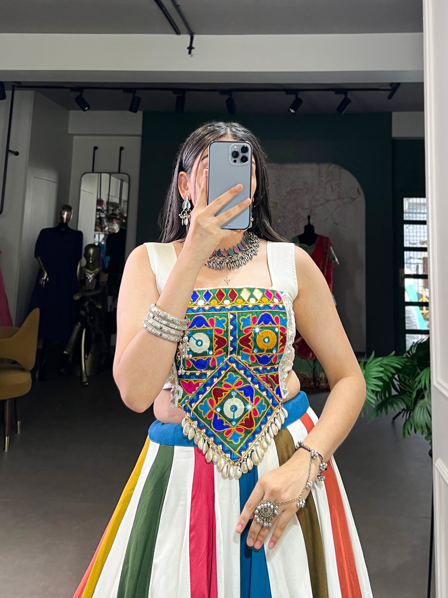 Mirror work for legacy, Jarkan for the limelight!