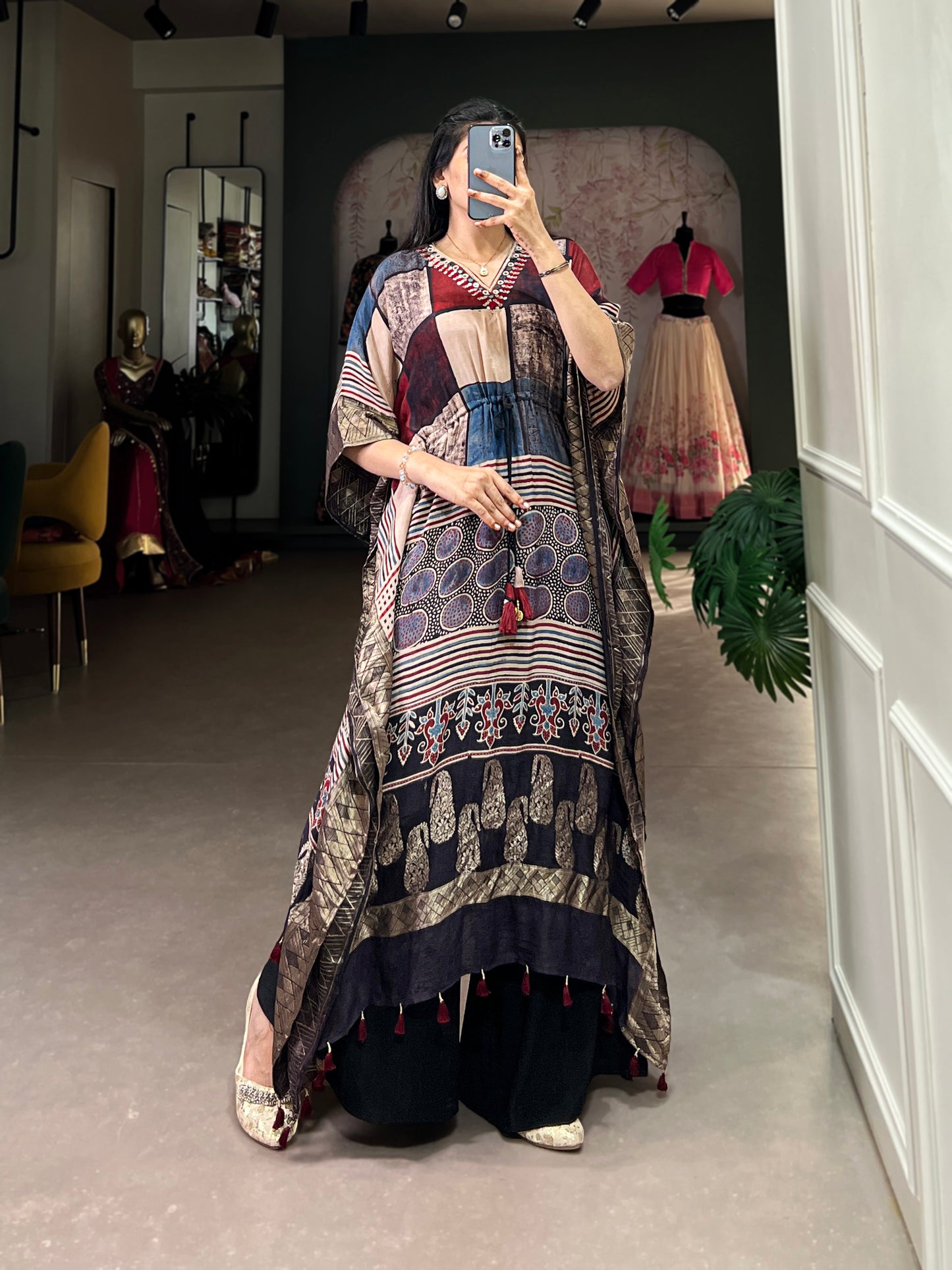 Pure elegance, pure viscose kaftana