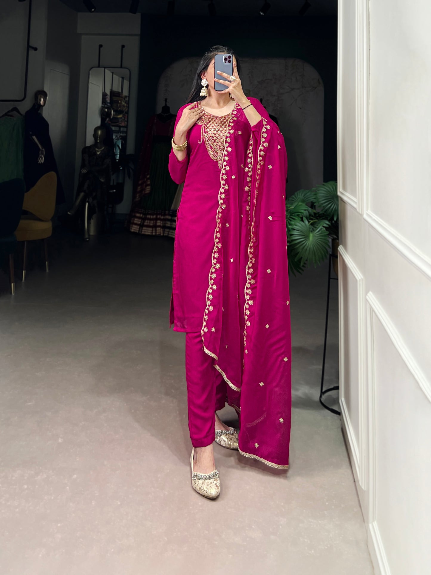 Threaded beauty with a hint of shine