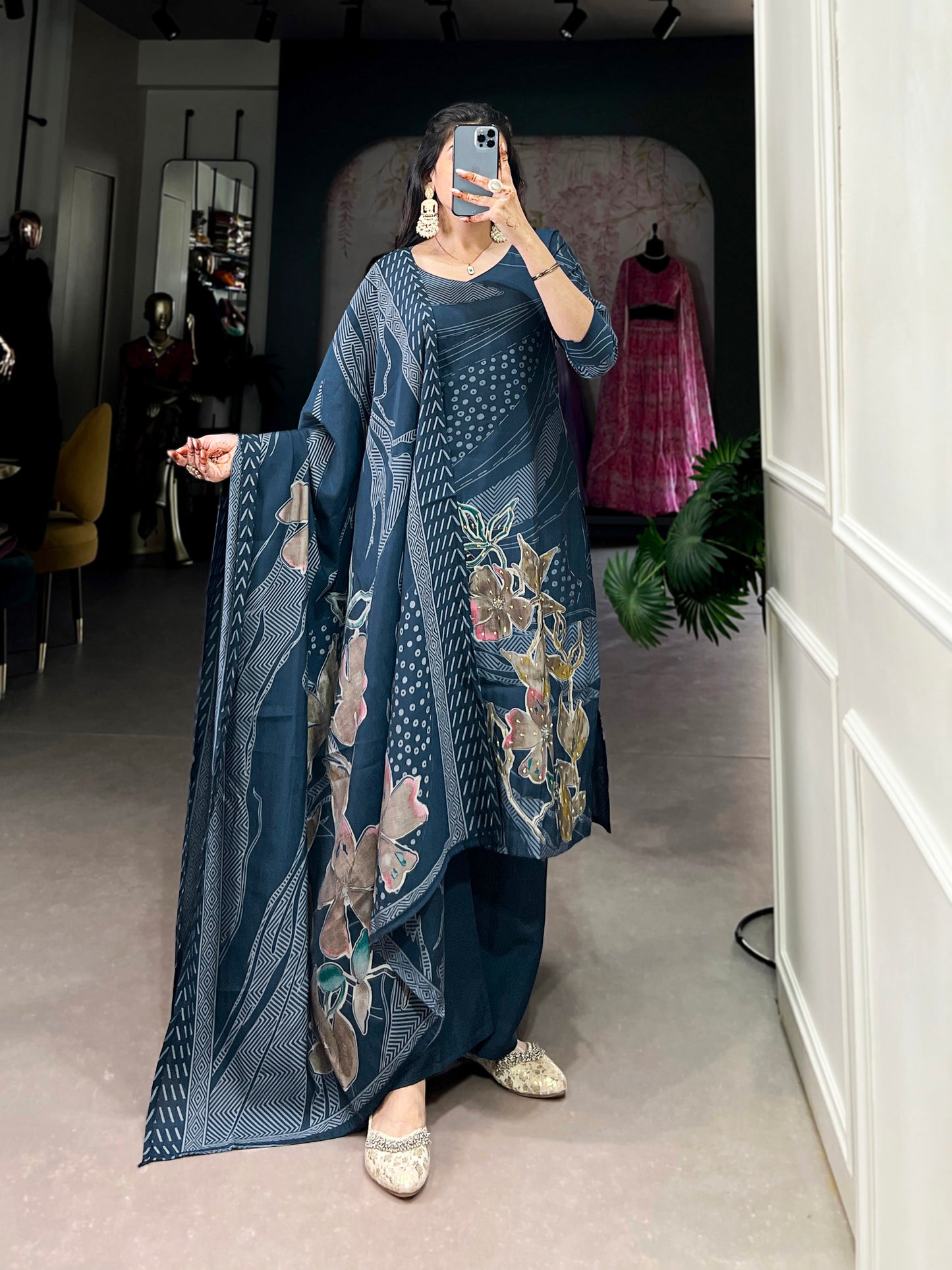 Beads meet blooms in this stunning salwar suit